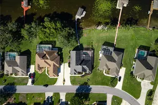 220 Ruby Lake Ln, Winter Haven, FL 33884 - Photo 4