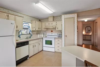 6473 Peppertree Path NE, Winter Haven, FL 33881 - Photo 14