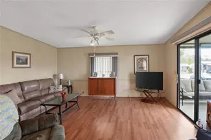 6473 Peppertree Path NE, Winter Haven, FL 33881 - Photo 10