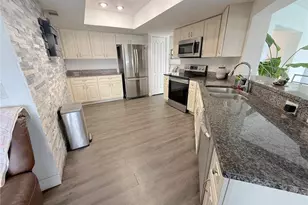 1160 Manitoba St, Deltona, FL 32725 - Photo 10