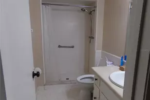 227 Volusia Dr, Winter Haven, FL 33884 - Photo 8