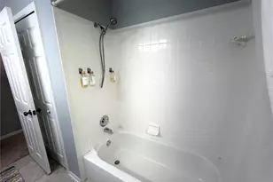 4706 Dunquin Pl, Tampa, FL 33610 - Photo 52