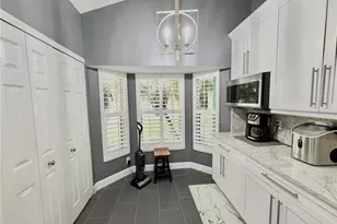 4706 Dunquin Pl, Tampa, FL 33610 - Photo 10