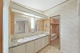 1704 Quail Hill Dr, Lakeland, FL 33810 - Photo 24