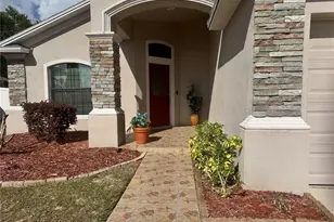 2235 Lakeridge Dr, Winter Haven, FL 33881 - Photo 2