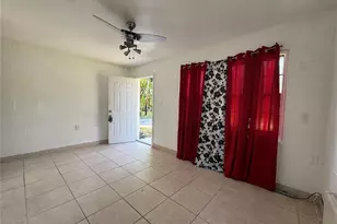 1715 1/2 Martin Luther King Jr Blvd, Bartow, FL 33830 - Photo 2