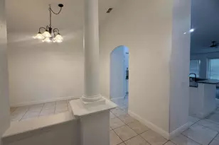 725 Country Walk Cove, Eagle Lake, FL 33839 - Photo 10