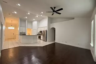 725 Country Walk Cove, Eagle Lake, FL 33839 - Photo 12