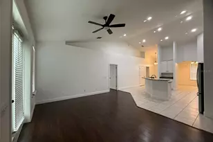 725 Country Walk Cove, Eagle Lake, FL 33839 - Photo 16