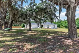 692 Howard Rd, Auburndale, FL 33823 - Photo 2