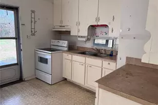 128 Center St, Winter Haven, FL 33880 - Photo 2