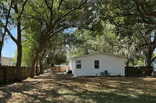 4817 Rollinglen Loop W, Lakeland, FL 33810 - Photo 4