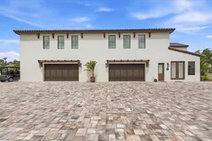 2398 Heritage Lakes Dr, Lakeland, FL 33803 - Photo 4
