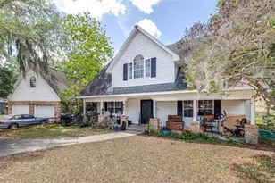 954 Odoniel Dr, Lakeland, FL 33809 - Photo 2