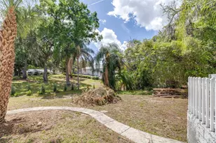 954 Odoniel Dr, Lakeland, FL 33809 - Photo 20