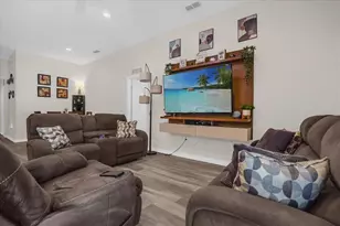 272 Arbuthnot St, Winter Haven, FL 33881 - Photo 14