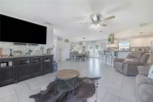 838 Sherwood Dr, Lake Wales, FL 33898 - Photo 10