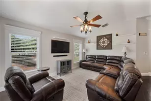 7256 Twin Cedar Ln, Lakeland, FL 33810 - Photo 6