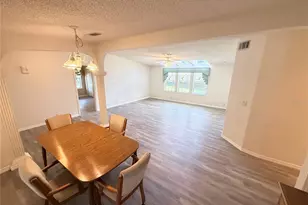 5274 Island View Cir N, Polk City, FL 33868 - Photo 18