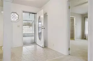 5274 Island View Cir N, Polk City, FL 33868 - Photo 20