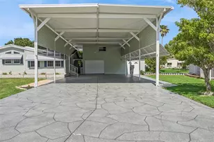 5274 Island View Cir N, Polk City, FL 33868 - Photo 2