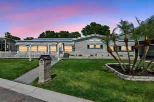 5274 Island View Cir N, Polk City, FL 33868 - Photo 6