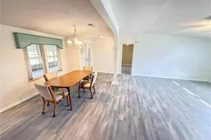 5274 Island View Cir N, Polk City, FL 33868 - Photo 20