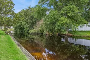 5274 Island View Cir N, Polk City, FL 33868 - Photo 46