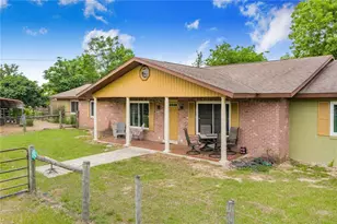 1616 Champagne Rd, Davenport, FL 33837 - Photo 2