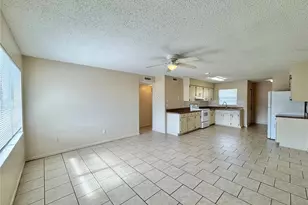 2540 Elm Ave, Lake Wales, FL 33898 - Photo 2