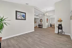 737 Santa Maria Dr, Winter Haven, FL 33884 - Photo 18