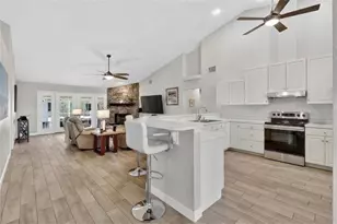 737 Santa Maria Dr, Winter Haven, FL 33884 - Photo 22