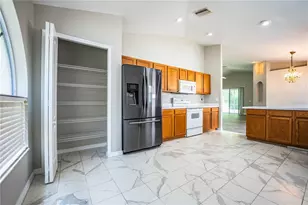 10458 Lucaya Dr, Tampa, FL 33647 - Photo 16