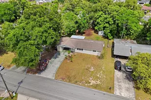 1820 5th St SE, Winter Haven, FL 33880 - Photo 4