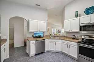 516 Millifiora Ln, Poinciana, FL 34759 - Photo 16