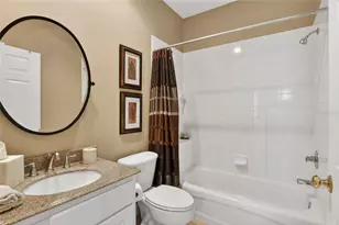 612 Grasslands Village Cir, Lakeland, FL 33803 - Photo 18