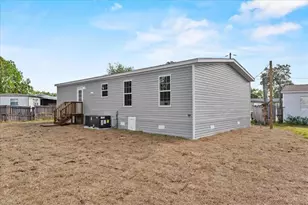 1909 Pleasure Dr, Holiday, FL 34691 - Photo 6