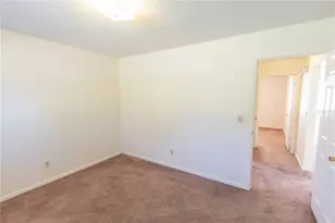 709 Mosley Rd, Lake Alfred, FL 33850 - Photo 14