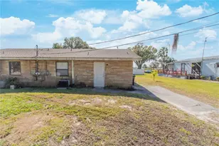 709 Mosley Rd, Lake Alfred, FL 33850 - Photo 1