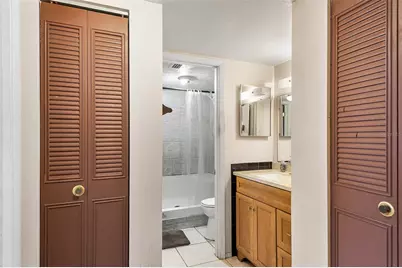 1100 Martinique Drive #207, Winter Haven, FL 33884 - Photo 14
