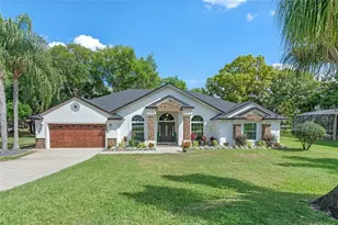 11516 Lyons Ct, Clermont, FL 34711 - Photo 2