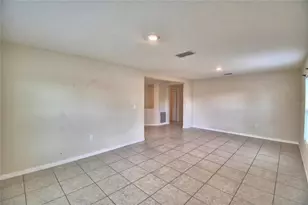 17 Zinnia Ln E, Kissimmee, FL 34759 - Photo 14