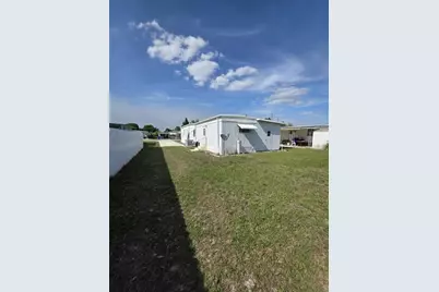 3217 Illinois Avenue S, Sebring, FL 33870 - Photo 2