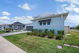 10470 Purple Thistle Wy, San Antonio, FL 33576 - Photo 2