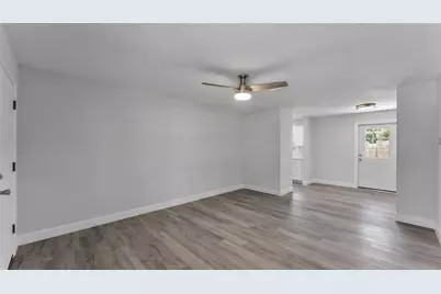 201 E Pine Street, Davenport, FL 33837 - Photo 6