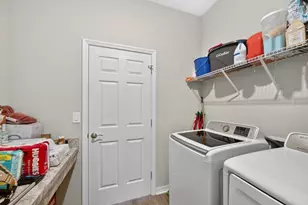 712 Daphne Dr, Polk City, FL 33868 - Photo 30