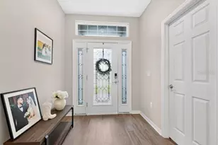 712 Daphne Dr, Polk City, FL 33868 - Photo 4