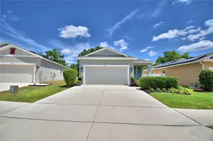 868 Blue Creek Dr, Haines City, FL 33844 - Photo 4