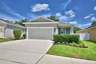 868 Blue Creek Dr, Haines City, FL 33844 - Photo 2