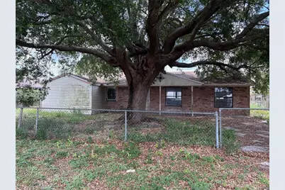 830 N 10th Street, Eagle Lake, FL 33839 - Photo 2